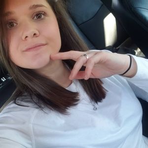 Meet your Posher, Hailey